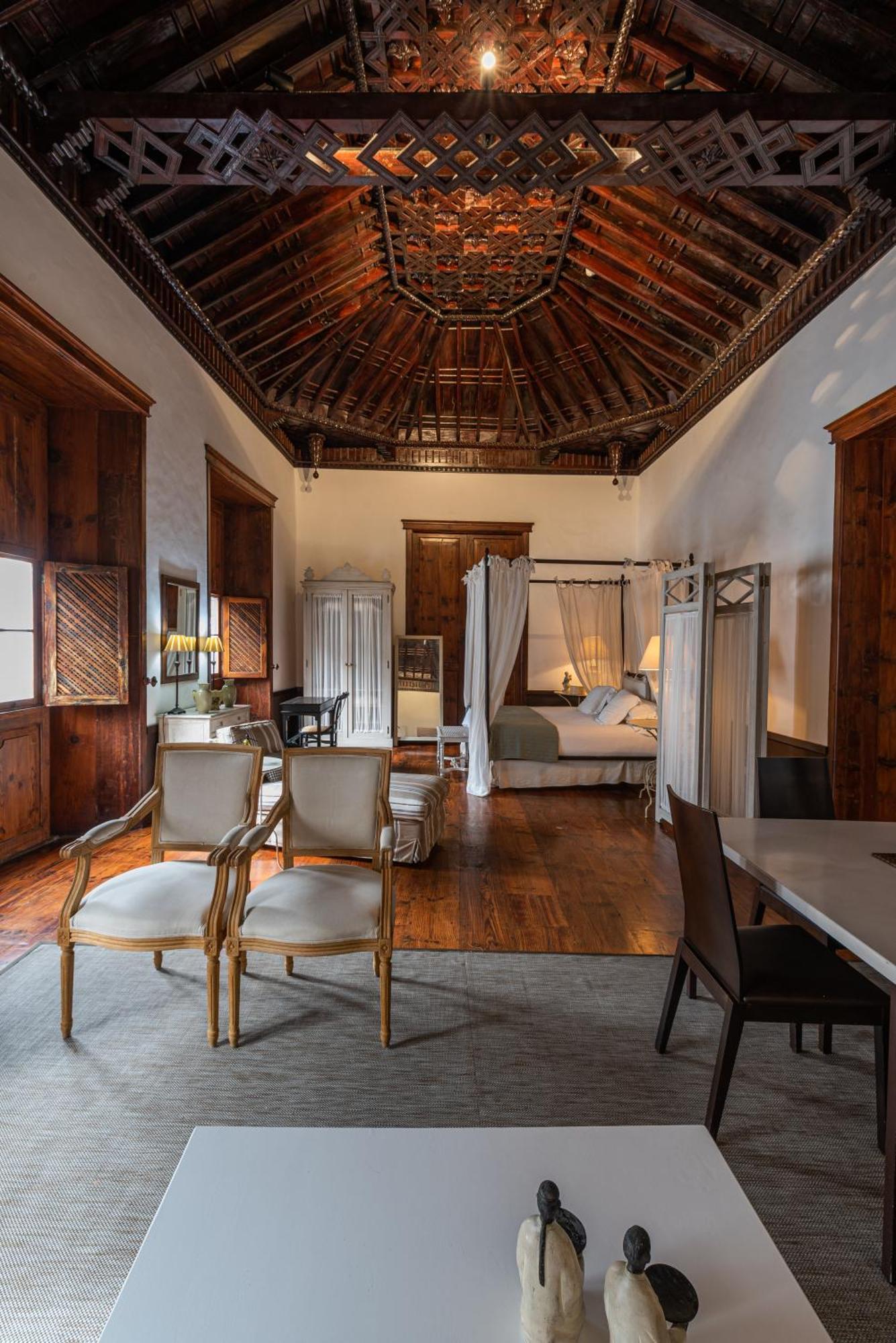 Isla Baja Suites การาชิโก ภายนอก รูปภาพ